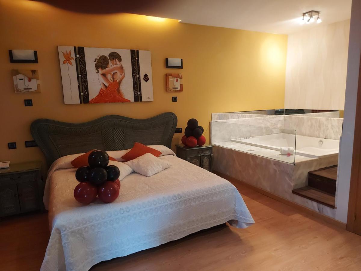 Motel Acropolis Кампонарая Экстерьер фото