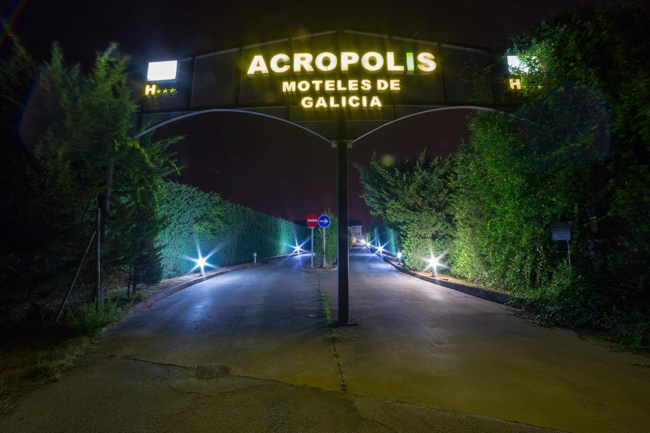 Motel Acropolis Кампонарая Экстерьер фото
